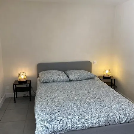 La Maison D'antonin 2 * نيم