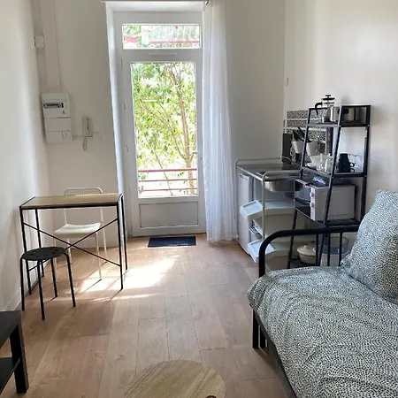شقة La Maison D'antonin 2 *