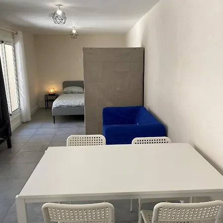 La Maison D'antonin 2 * Nimes