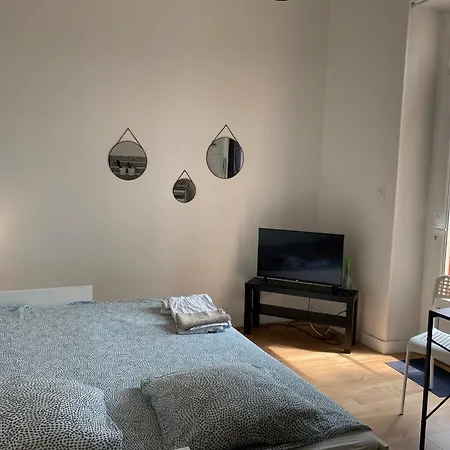 아파트 La Maison D'antonin 2 *