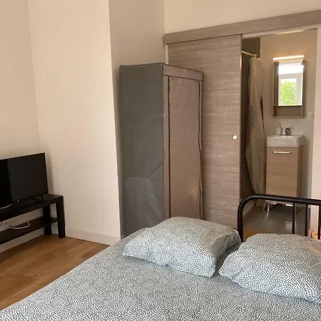 La Maison D'antonin 2 아파트