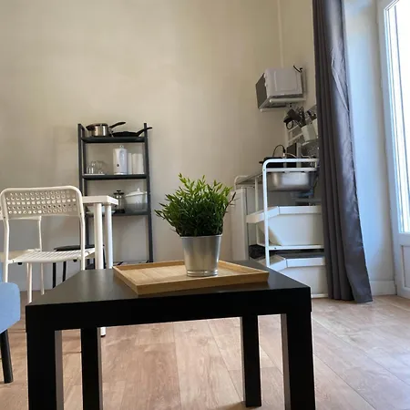 La Maison D'antonin 2 Apartamento *