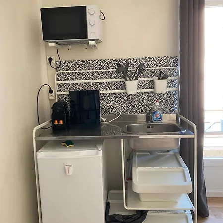 La Maison D'antonin 2 아파트