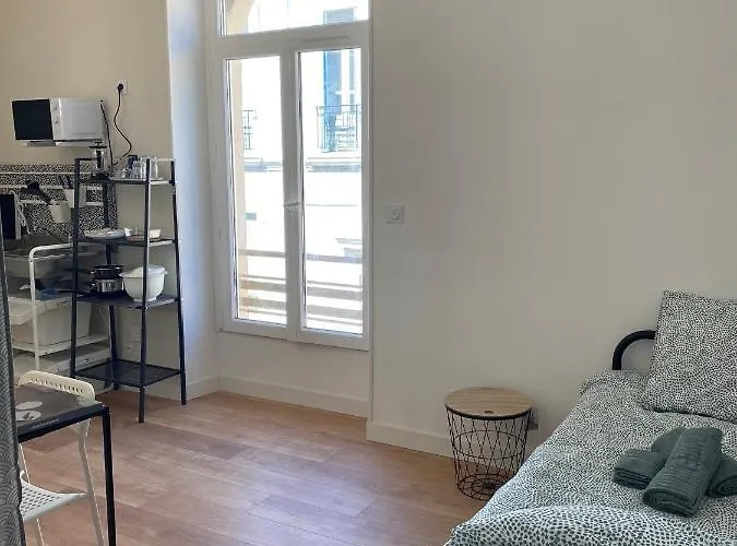 La Maison D'antonin 2 * Nîmes