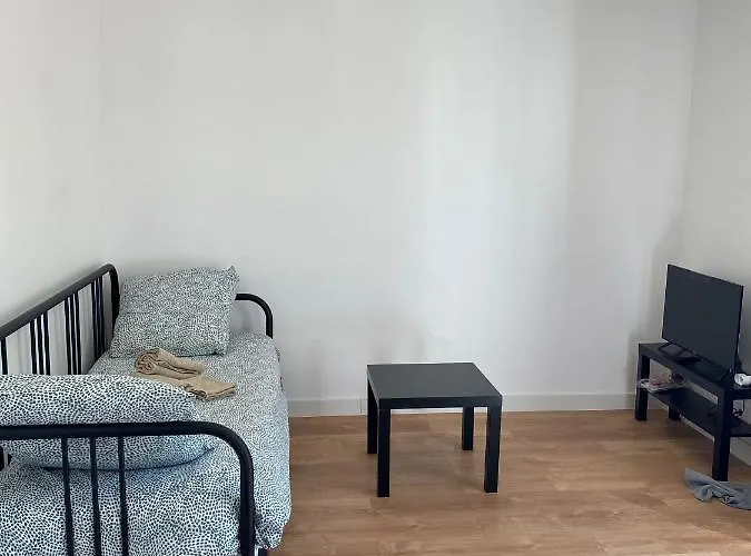 La Maison D'antonin 2 * نيم