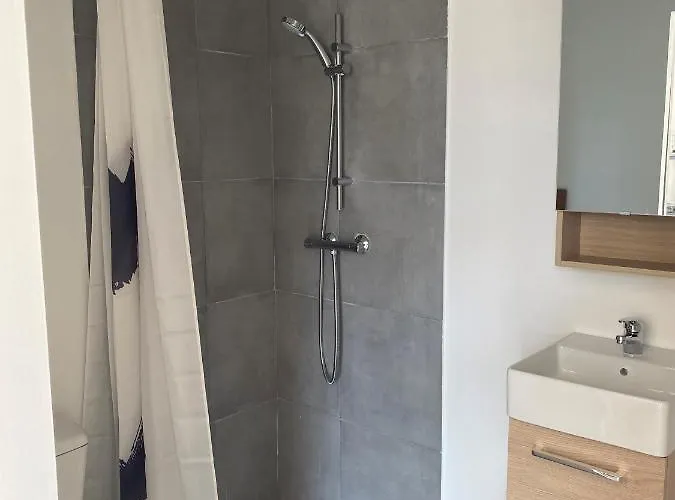 La Maison D'antonin 2 Nîmes