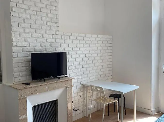 La Maison D'antonin 2 Appartement *