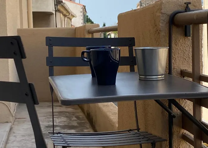 شقة La Maison D'antonin 2 *