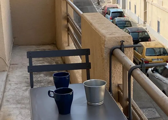 La Maison D'antonin 2 ニーム